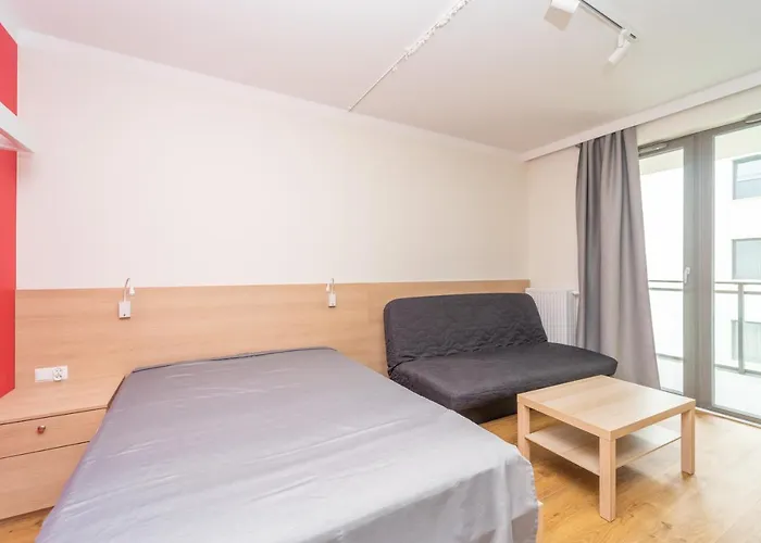 Golden Garden Gates Apartment *